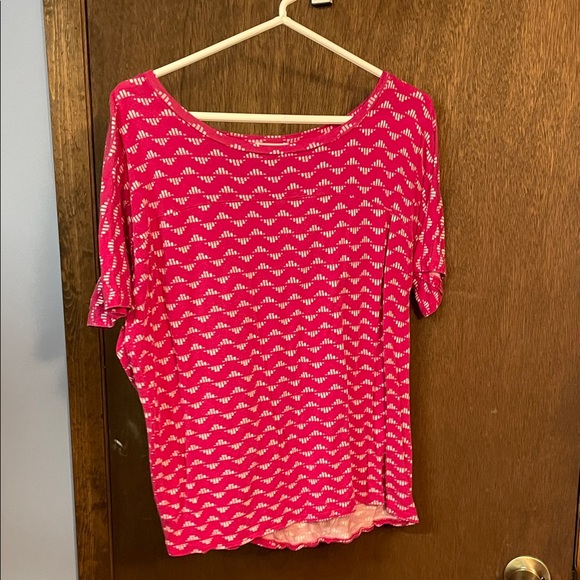 Old Navy Red and White Short Sleeve Top - Picture 1 of 3